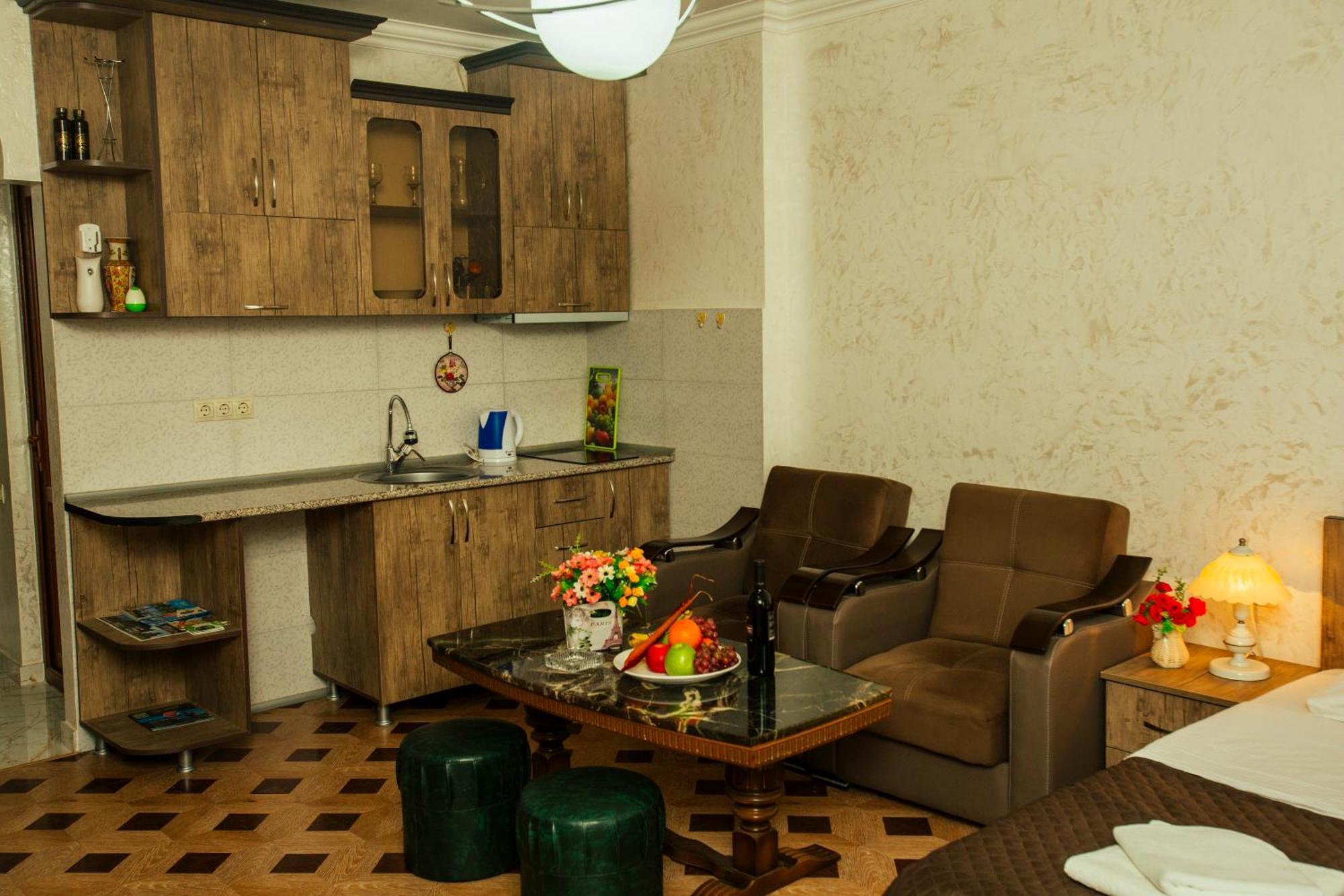 Batumi Royal Apartments エクステリア 写真