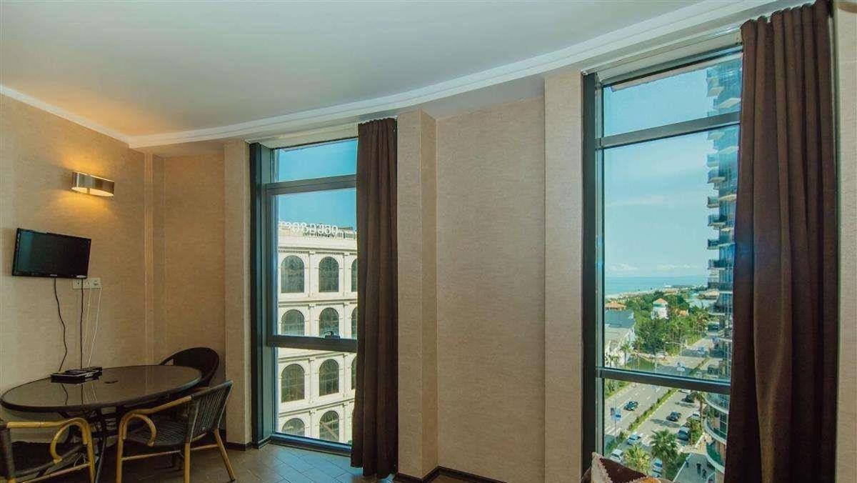 Batumi Royal Apartments エクステリア 写真