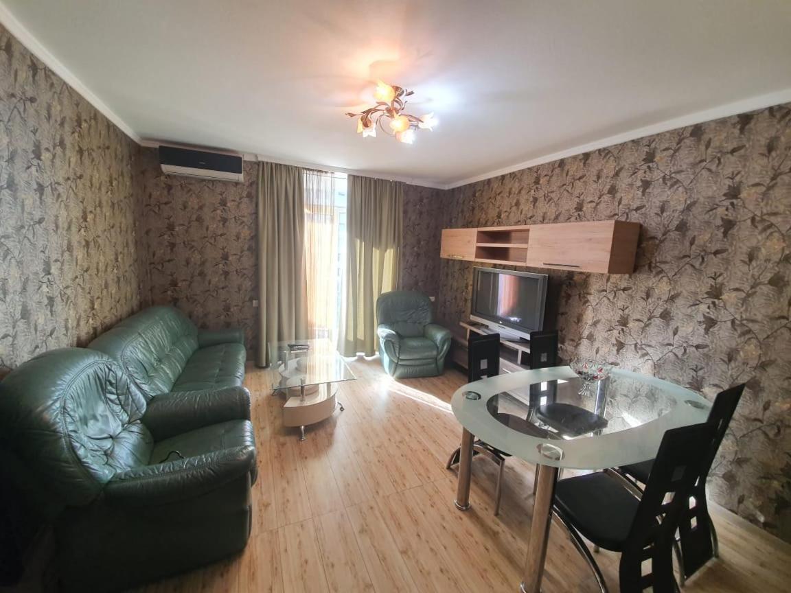 Batumi Royal Apartments エクステリア 写真