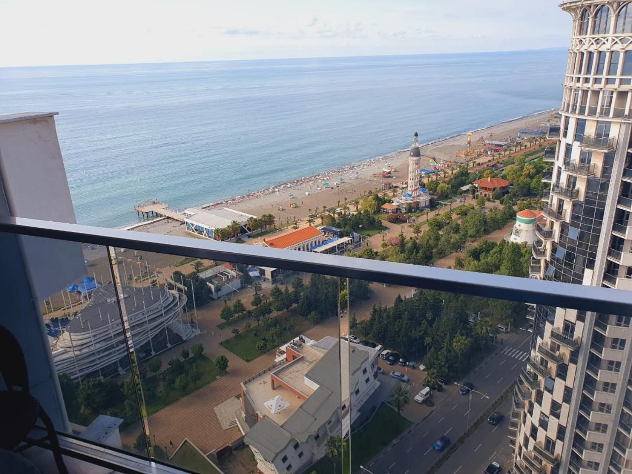 Batumi Royal Apartments エクステリア 写真