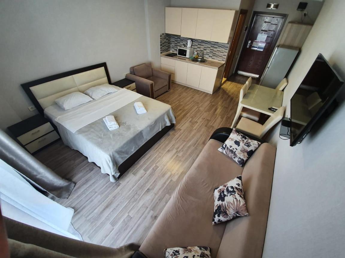 Batumi Royal Apartments エクステリア 写真