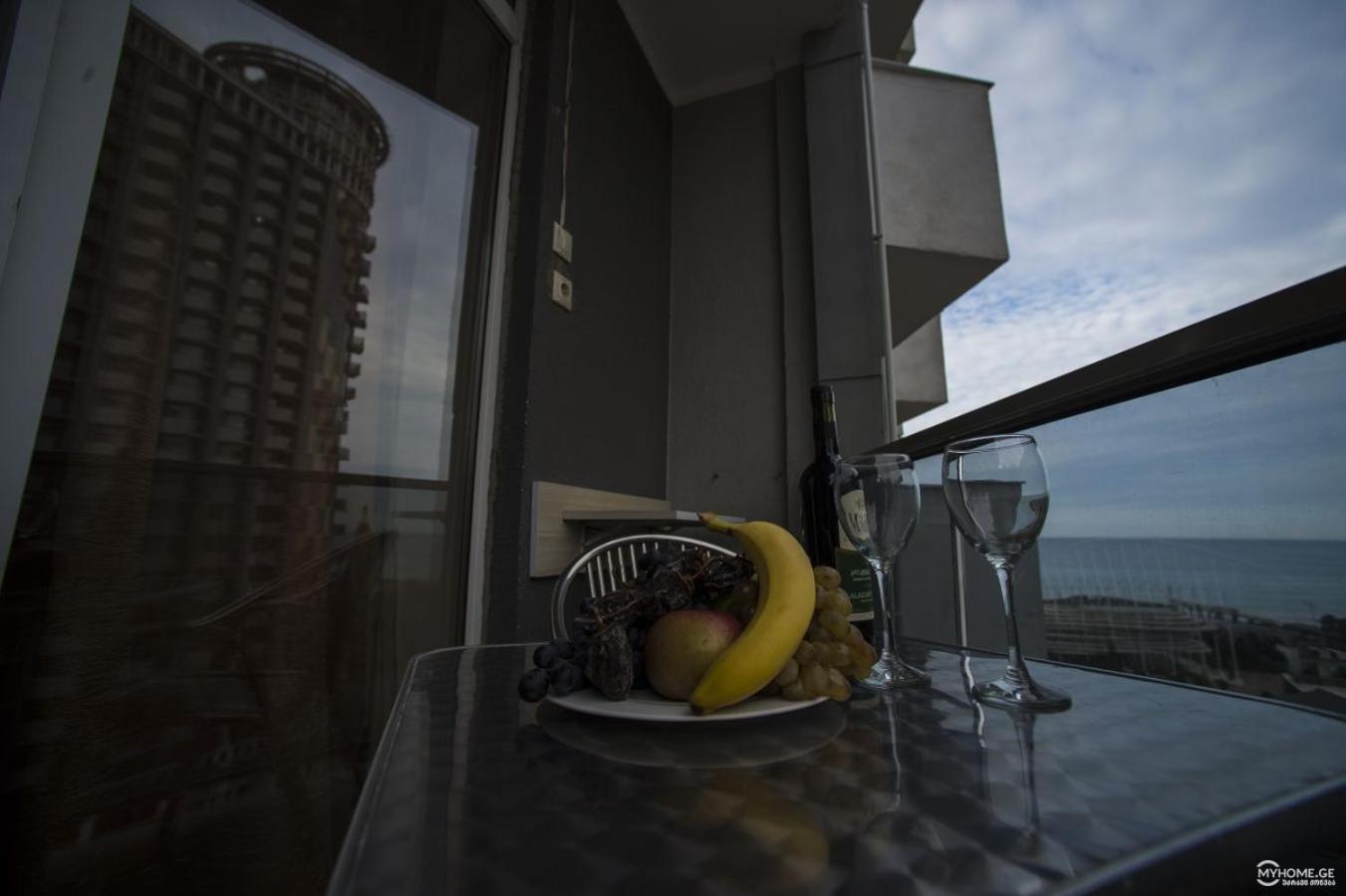 Batumi Royal Apartments エクステリア 写真