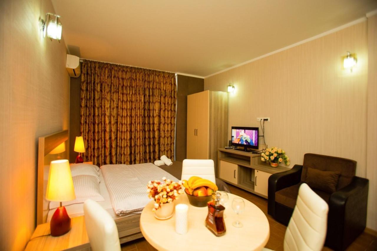 Batumi Royal Apartments エクステリア 写真